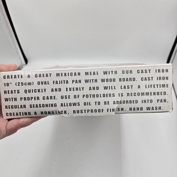 New Cast Iron Skillet 10" Fajita Pan With Wooden Serving Board Oval Shape NIB - Picture 3 of 6